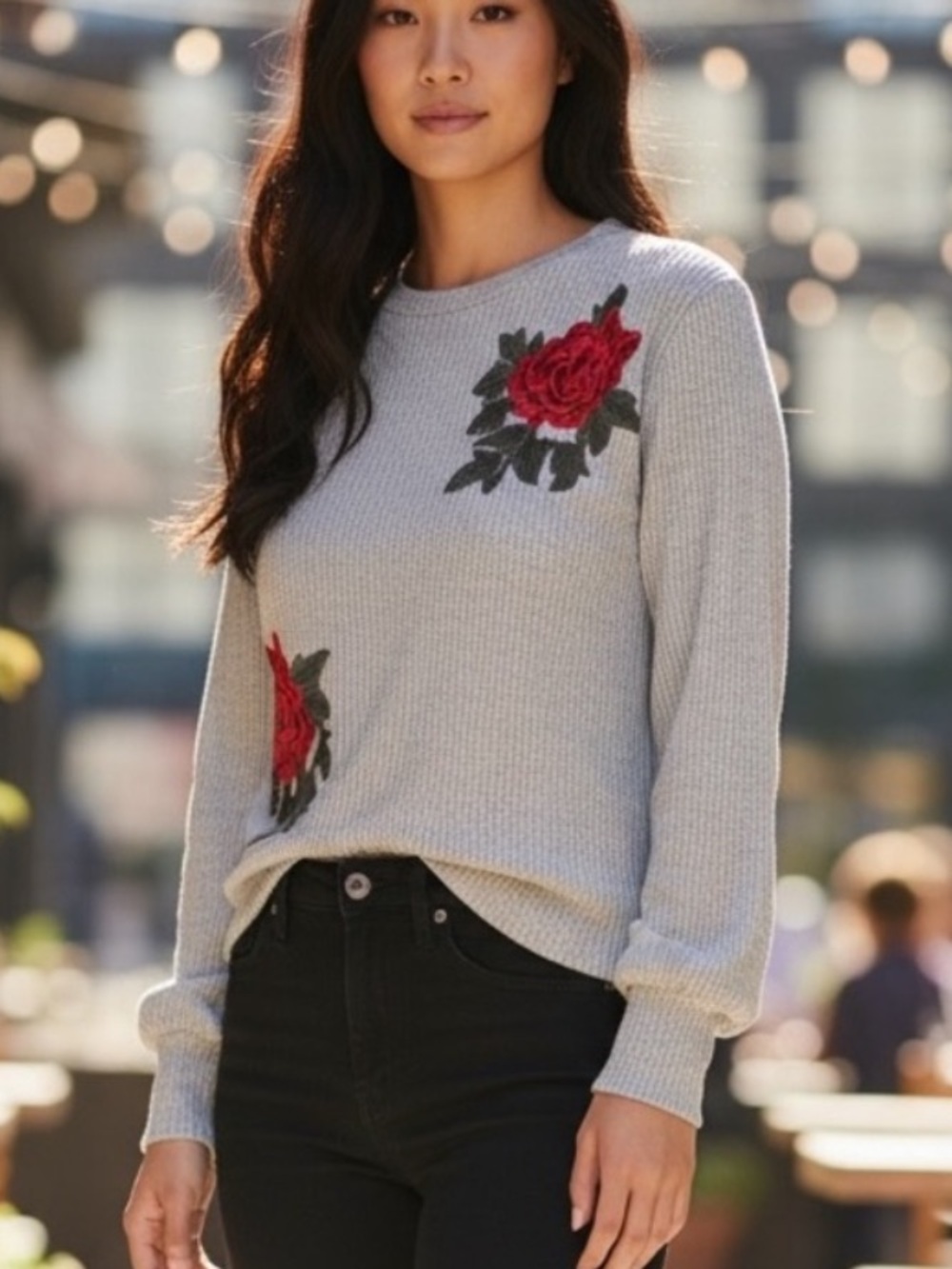 Pleione Light Gray Ribbed Knit Top Balloon Sleeves with Large Red Roses